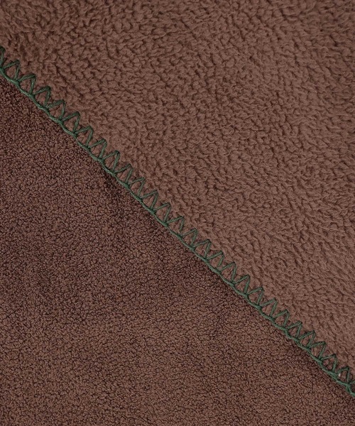 emesuelee（エメスーリー）の「4way ボアフリースブランケット 70×100（ブランケット・レディース・ネイビー/ブラウン/ライトグレー・フリー）」の9枚目の写真