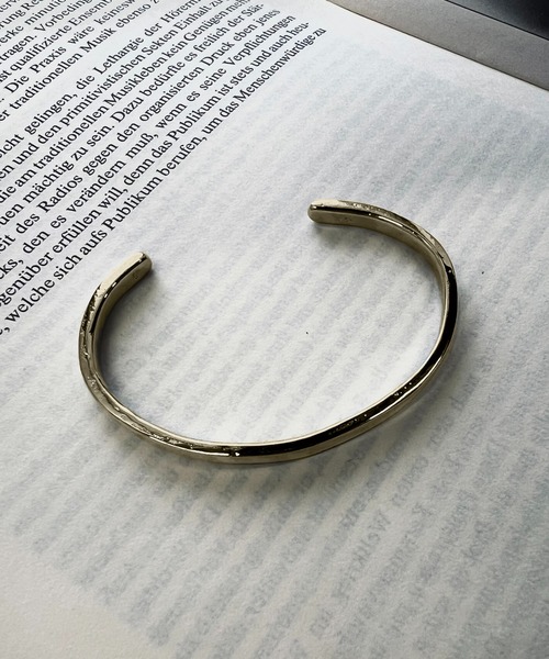 Hawk Company（ホークカンパニー）の「【Hawk Company】カットバングル 7630/7631※（バングル/リストバンド・メンズ・ゴールド系その他2/シルバー系その他/ゴールド/シルバー・FREE）」の3枚目の写真
