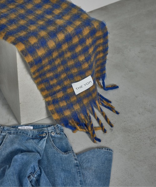 THE YOn(ザヨン)の「ギンガムチェックビッグマフラー(マフラー・レディース・ブルー/ピンク/ブラック・FREE)」の10枚目の写真