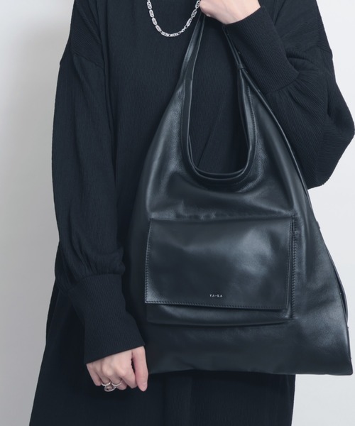 YArKA（ヤーカ）の「【YArKA/ヤーカ】 real leather multi length adjustment tote bag [opcc3] / リアルレザーマルチ調節トートバッグ（トートバッグ・メンズ・ブラック・FREE）」の18枚目の写真