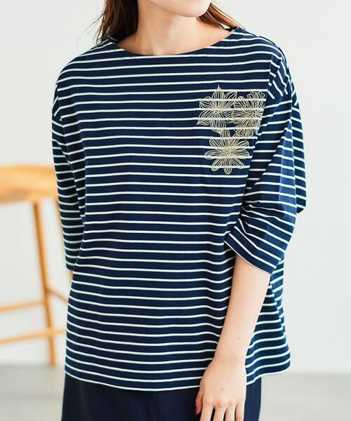 le.coeur blanc（ルクールブラン）の「ボーダーモチーフ刺繍カットソー（Tシャツ/カットソー・レディース・ブルー系その他4/ホワイト系その他・38）」の12枚目の写真