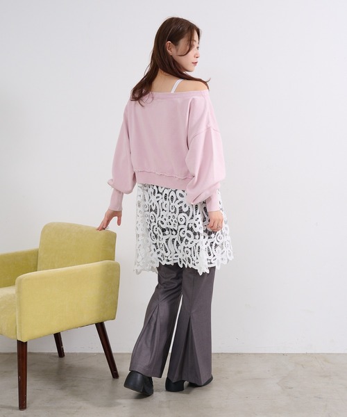 Kastane（カスタネ）の「クロップドオフショルスウェット（スウェット・レディース・ライトグレー/ピンク/アイボリー・FREE）」の11枚目の写真