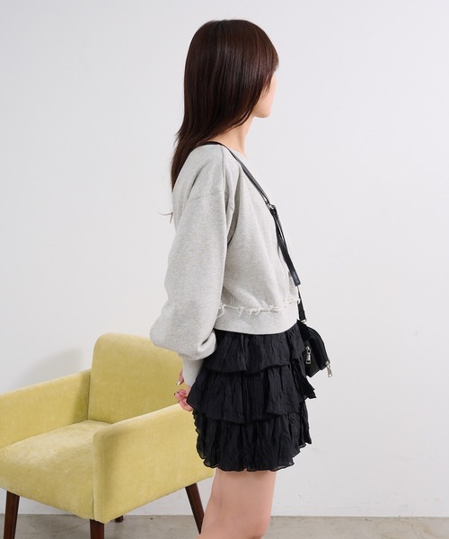 Kastane（カスタネ）の「クロップドオフショルスウェット（スウェット・レディース・ライトグレー/ピンク/アイボリー・FREE）」の6枚目の写真