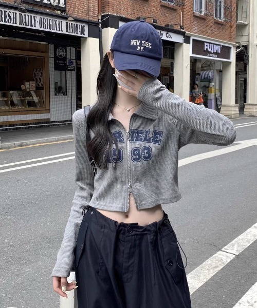 WEGO（ウィゴー）の「WEGO/タイトロゴ襟前開きトップス（Tシャツ/カットソー・レディース・グレー/ピンク/ネイビー・FREE）」の8枚目の写真
