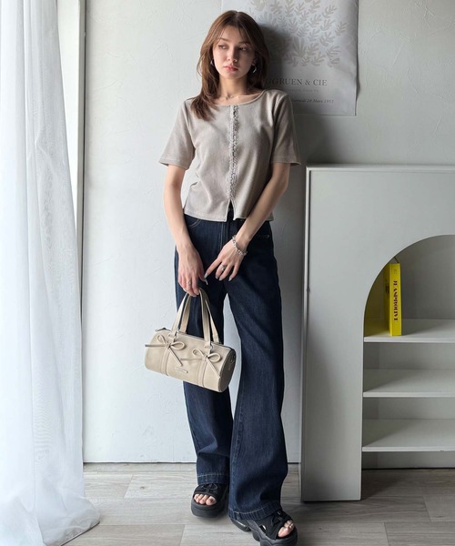 classicalelf(クラシカルエルフ)の「大人可愛いデコルテ魅せコンパクトT。フロントホックワッフル半袖トップス(Tシャツ/カットソー・レディース・ベージュ/オートミール/アイボリー/ブルー/ブラック・MEDIUM/X-LARGE/LARGE/SMALL)」の13枚目の写真