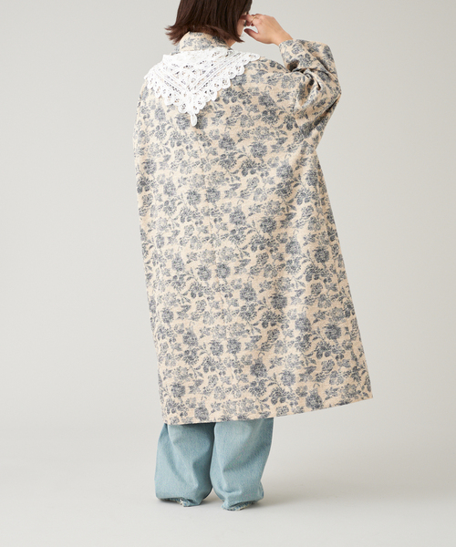 【りなこ】IENA LA BOUCLE ボタニカルオーバースランコート IENA LA BOUCLE（イエナラブークル）の「IENA LA BOUCLE ボタニカル