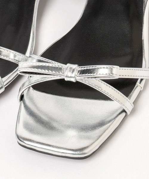 Heather（ヘザー）の「Wリボンヒールサンダル　321989（サンダル・レディース・ブラック/シルバー/アイボリー・M/L）」の16枚目の写真