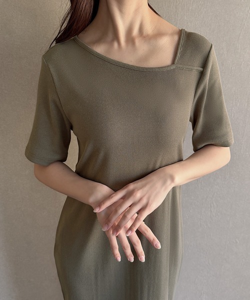 junoah（ジュノア）の「アシメネック半袖リブIラインワンピース（ワンピース・レディース・チャコール/ブラック/グレイッシュベージュ・SMALL/MEDIUM/LARGE）」の16枚目の写真