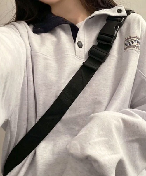 VIVID LADY(ビビッドレディー)の「スタンドカラー Tシャツ ハーフスナップ オーバーサイズ(Tシャツ/カットソー・レディース・クリーム/グレー/ホワイト系その他/ネイビー・FREE)」の5枚目の写真