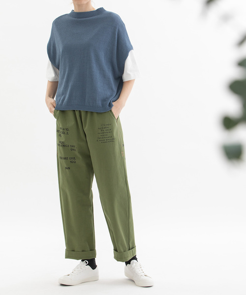 nop de nod(ノップドゥノッド)の「ロゴプリントチノパンツ(チノパンツ・レディース・ネイビー/カーキ/ベージュ・M)」の11枚目の写真