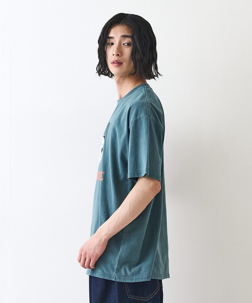 Disney(ディズニー)の「【Disney /ディズニー】 MICKEY MOUSE ミッキーマウスパウダーブリーチ加工 ビッグシルエットTシャツ ドロップショルダー オーバーサイズ ヴィンテージ加工(Tシャツ/カットソー・メンズ・ダークグリーン/ブラック・MEDIUM/X-LARGE/LARGE)」の13枚目の写真