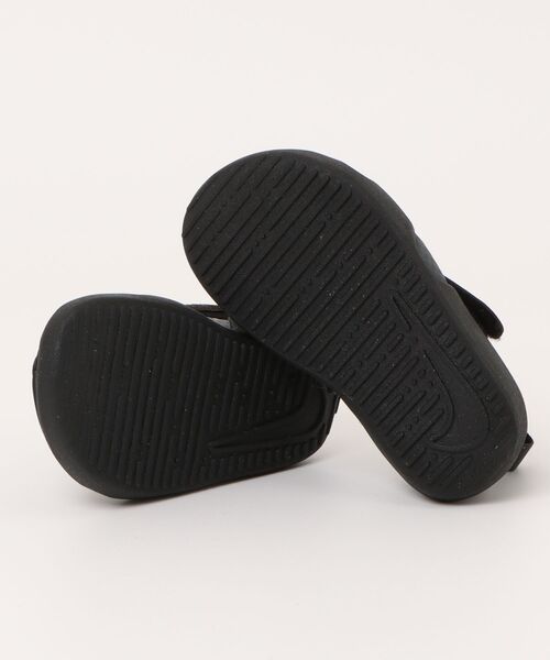 NIKE（ナイキ）の「NIKE ナイキ 12-16 SUNRAY PROTECT 4 (TD) サンレイ プロテクト 4 TD KHF6278 001BLK/WHT（サンダル・キッズ・ブラック・12/15 /13/14/16）」の3枚目の写真