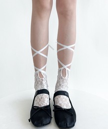 CERCA（チェルカ）の「Nia(ニア)/レースアップミドルソックス（ソックス/靴下）」