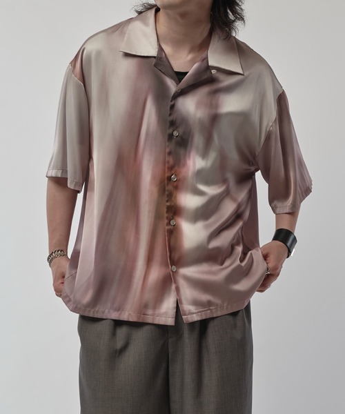 Lui's（ルイス）の「ニュアンスプリントシャツ（シャツ/ブラウス・メンズ・オフホワイト/ダークブラウン・S/M）」の2枚目の写真