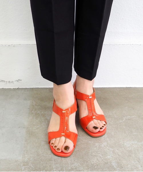 cava cava（サヴァサヴァ）の「ヒールアップストラップサンダル　3720553（サンダル・レディース・オレンジ/ブラック/グレイッシュベージュ・23.5cm/23cm/24.5cm/24cm/22.5cm）」の13枚目の写真