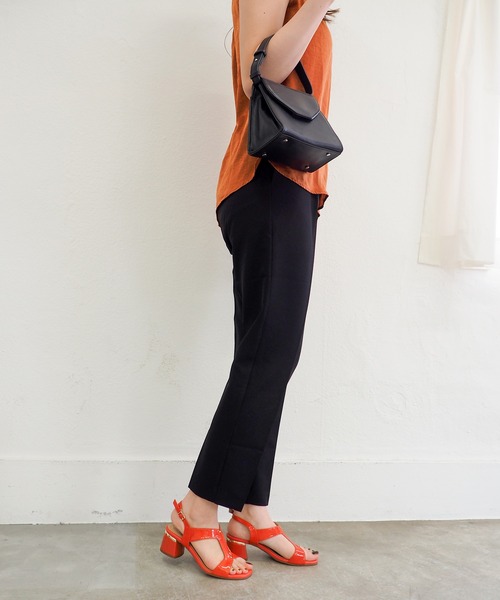 cava cava（サヴァサヴァ）の「ヒールアップストラップサンダル　3720553（サンダル・レディース・オレンジ/ブラック/グレイッシュベージュ・23.5cm/23cm/24.5cm/24cm/22.5cm）」の9枚目の写真