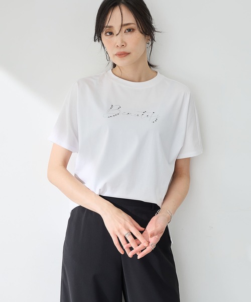 A/C DESIGN BY ALPHA CUBIC(エーシーデザインバイアルファキュービック)の「2025春夏【接触冷感・UVカット】刺しゅうロゴTシャツ(Tシャツ/カットソー・レディース・ブラック/オフホワイト・M/L)」の1枚目の写真