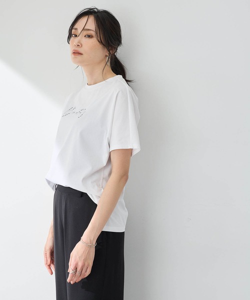 A/C DESIGN BY ALPHA CUBIC(エーシーデザインバイアルファキュービック)の「2025春夏【接触冷感・UVカット】刺しゅうロゴTシャツ(Tシャツ/カットソー・レディース・ブラック/オフホワイト・M/L)」の9枚目の写真