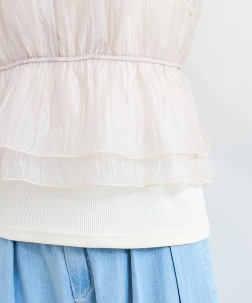 VIS（ビス）の「旬なレイヤードスタイルが叶う！ビスチェドッキングフレンチスリーブプルオーバー【洗える】（Tシャツ/カットソー・レディース・ホワイト系その他5/ブラック系その他/グレー系その他/ホワイト系その他・FREE）」の12枚目の写真