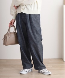 doux bleu （ドゥーブルー）の「doux bleu ライトデニム タックパンツ（その他パンツ）」
