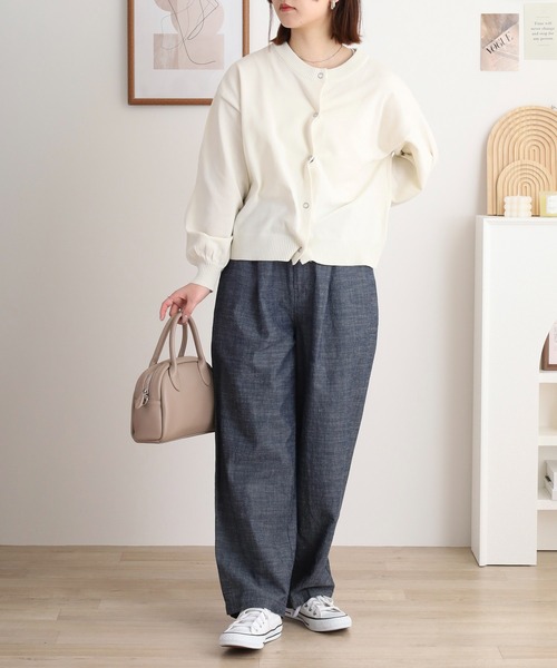 doux bleu （ドゥーブルー）の「doux bleu ライトデニム タックパンツ（その他パンツ・レディース・ブルー・FREE）」の5枚目の写真