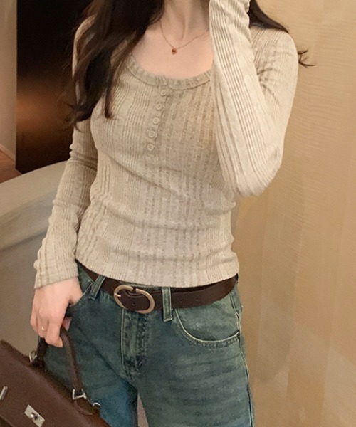 NANEA（ナネア）の「ヘンリーネックリブロングTシャツ（Tシャツ/カットソー・レディース・チャコールグレー/ベージュ/ネイビー/ピンク・MEDIUM/LARGE/X-LARGE）」の8枚目の写真