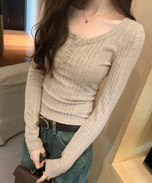 NANEA（ナネア）の「ヘンリーネックリブロングTシャツ（Tシャツ/カットソー・レディース・チャコールグレー/ベージュ/ネイビー/ピンク・MEDIUM/LARGE/X-LARGE）」の9枚目の写真