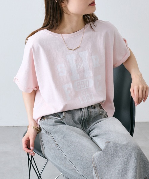 PUAL CE CIN（ピュアルセシン）の「カレッジロゴショートＴシャツ（Tシャツ/カットソー・レディース・チャコールグレー/オフホワイト/ピンク/ブルー・FREE）」の4枚目の写真