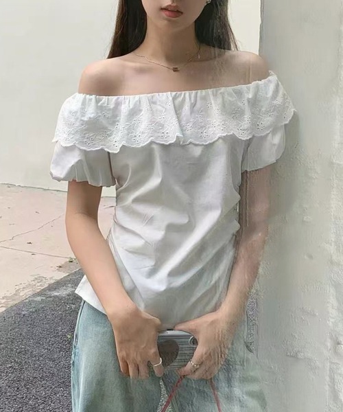 Lace Ladies(レースレディース)の「オフショルダー フリルレース サイドシャーリング パフスリーブ ブラウス(シャツ/ブラウス・レディース・イエロー/ブルー/ホワイト・FREE)」の6枚目の写真