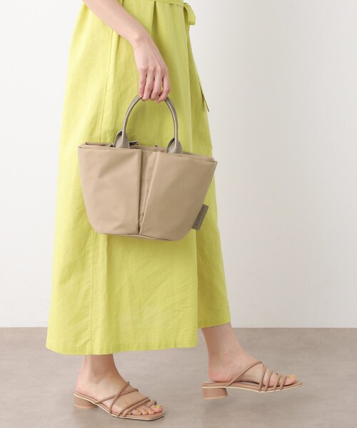 LAURA ASHLEY(ローラアシュレイ)の「配色ナイロンバッグ(ショルダーバッグ・レディース・ピンク系/ベージュ/ブルー・00)」の4枚目の写真