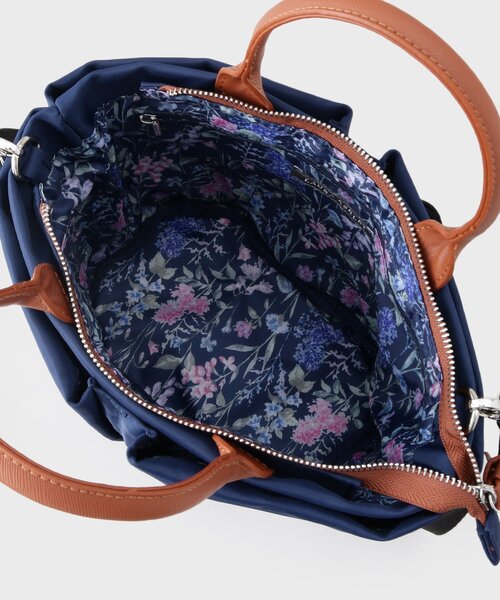LAURA ASHLEY(ローラアシュレイ)の「配色ナイロンバッグ(ショルダーバッグ・レディース・ピンク系/ベージュ/ブルー・00)」の19枚目の写真
