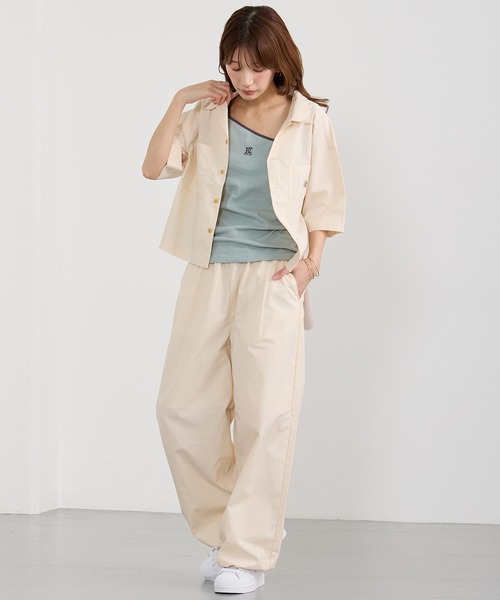 Dickies(ディッキーズ)の「【Dickies】オープンカラークロップドシャツ(シャツ/ブラウス・レディース・オフホワイト/ブラック/サックスブルー/グリーン・MEDIUM)」の18枚目の写真