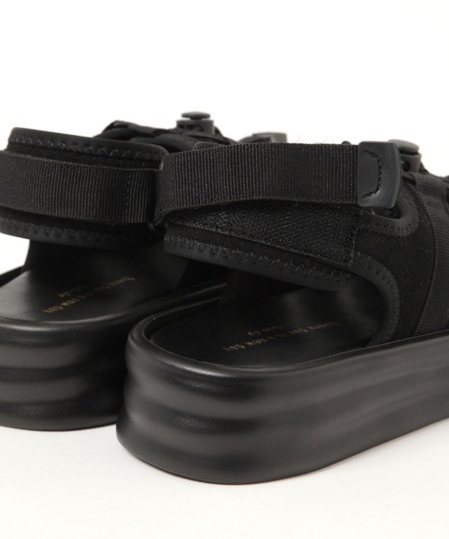 studio CLIP（スタディオクリップ）の「ドローコードサンダル（サンダル・レディース・ブラック/カーキ・MEDIUM/LARGE）」の14枚目の写真