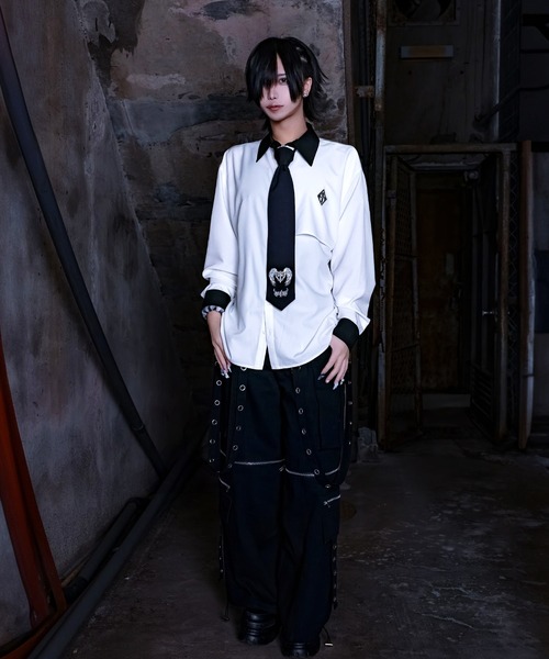 Amilige（アミリージュ）の「ハート羽クロス刺繍ネクタイ（ネクタイ・メンズ・ブラック・FREE）」の2枚目の写真