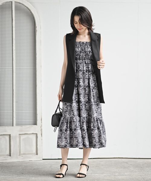 rps(アールピーエス)の「サイドベルトテーラーカラーベスト(ベスト・レディース・グレイッシュベージュ/ブラック・フリー)」の11枚目の写真