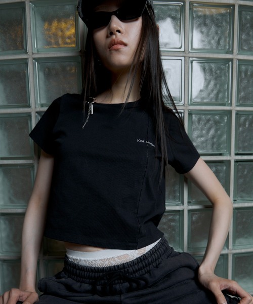 jose moon JOZE MOON ジョゼムーン クロップドピアスTシャツ JOSE MOON（ジョゼムーン）の「CROPPED PIERCE T-SHIRT/クロップド