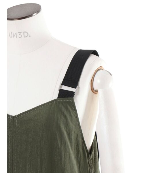 UN3D.（アンスリード）の「SHOULDER BELT BALLOON OP / ショルダーベルトバルーンワンピース（ワンピース・レディース・ブラック/カーキ/ベージュ・38/36）」の12枚目の写真