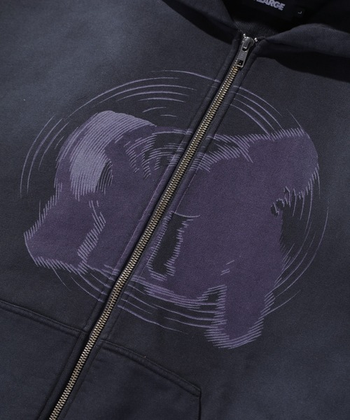 XLARGE（エクストララージ）の「SPRAY PROCESSED ZIP HOODED SWEATSHIRT（パーカー・メンズ・ブラック/オリーブ・S/M/L/XL）」の8枚目の写真