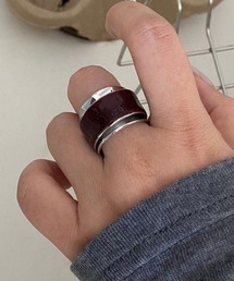存在感のあるレイヤーメタルリング