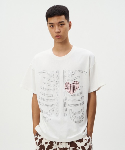 DISCOVERED(ディスカバード)の「HOTFIX BONE&HEART TEE(Tシャツ/カットソー・メンズ・ホワイト/ブラック・3/1)」の1枚目の写真