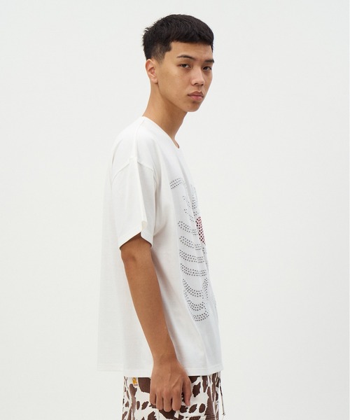 DISCOVERED(ディスカバード)の「HOTFIX BONE&HEART TEE(Tシャツ/カットソー・メンズ・ホワイト/ブラック・3/1)」の4枚目の写真