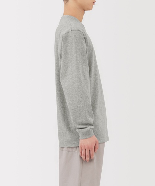 無印良品（ムジルシリョウヒン）の「紳士　洗いざらし太番手クルーネック長袖Ｔシャツ（Tシャツ/カットソー・メンズ・ブラック/カーキ/グレー/チャコールグレー/ホワイト/ネイビー・S/M/L/XL）」の13枚目の写真