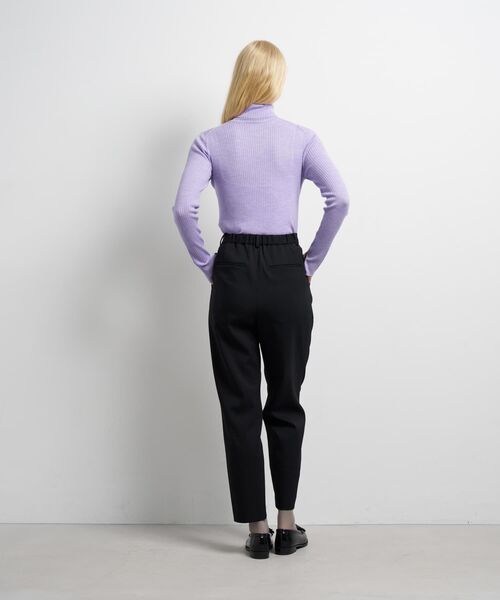 LANVIN en Bleu(ランバンオンブルー)の「フロントタックテーパードパンツ(その他パンツ・レディース・オフホワイト/ブラック・38/36)」の13枚目の写真