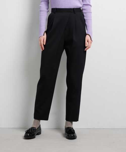 LANVIN en Bleu(ランバンオンブルー)の「フロントタックテーパードパンツ(その他パンツ・レディース・オフホワイト/ブラック・38/36)」の14枚目の写真