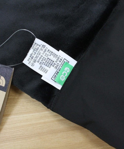 THE NORTH FACE（ザノースフェイス）の「Tボールマフラー T-BALL MUFFLER The North Face Korea Line（マフラー・メンズ・クリーム/ブラック・ONE）」の5枚目の写真