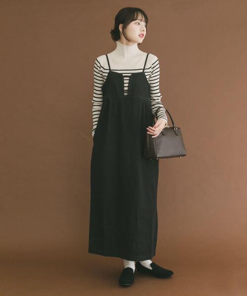 ITEMS URBANRESEARCH(アイテムズ アーバンリサーチ)の「デニムキャミワンピース(ワンピース・レディース・ブラック/インディゴブルー・FREE)」の6枚目の写真