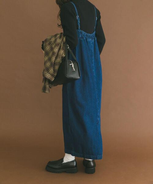 ITEMS URBANRESEARCH(アイテムズ アーバンリサーチ)の「デニムキャミワンピース(ワンピース・レディース・ブラック/インディゴブルー・FREE)」の9枚目の写真