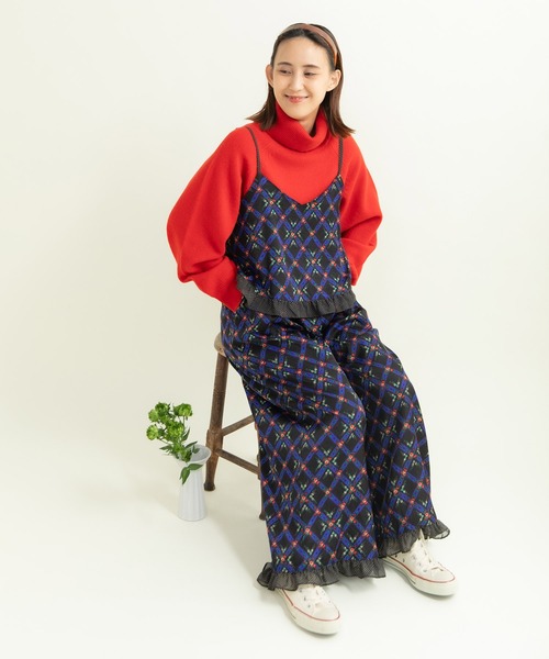 Dot＆Stripes CHILD WOMAN（ドットアンドストライプス　チャイルドウーマン）の「チェックフラワープリント 裾フリルパンツ（その他パンツ・レディース・ブラック/アイボリー・FREE）」の10枚目の写真