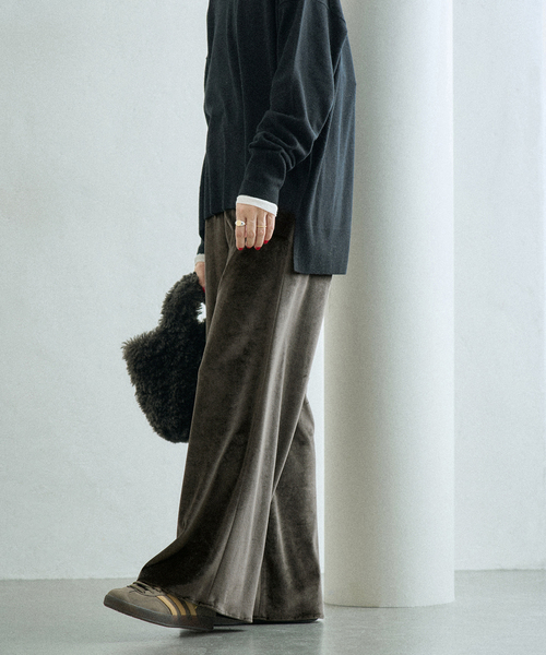 ベロアイージーパンツ（その他パンツ）｜IENA（イエナ）のファッション