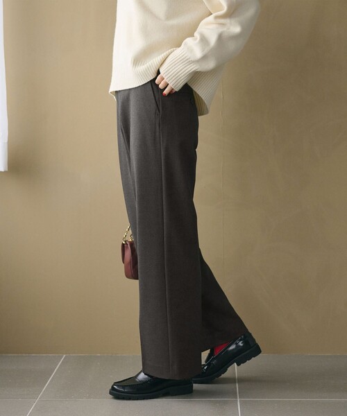 BEAUTY&YOUTH UNITED ARROWS(ビューティーアンドユースユナイテッドアローズ)の「裏起毛バックゴム ストレートパンツ ウォッシャブル(スラックス・レディース・ダークグレー/モカ/オフホワイト/ブラック/ベージュ・XS/S/M/L)」の8枚目の写真